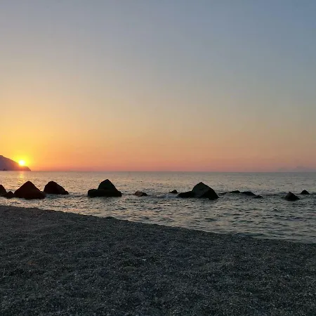 Agriturismo Aiolia - Panorama Eolie ファームステイ Mongiove